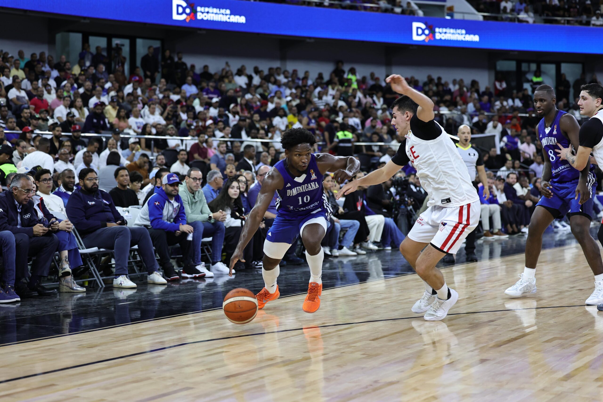 Dominicana vence a Chile y consigue sexta victoria en Cuarta Ventana Clasificatoria a Mundial de Basket Catar 2027